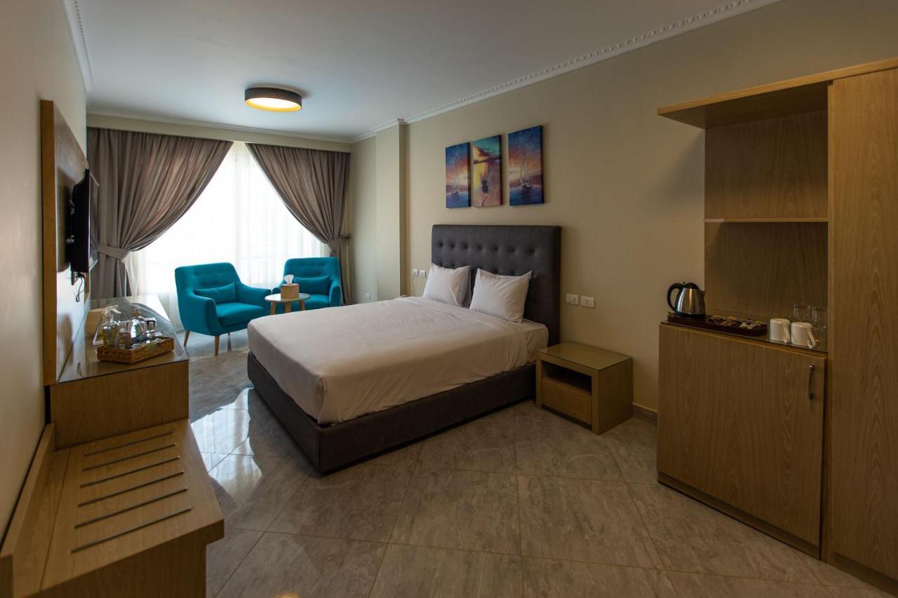 Aqua Heneish Boutique Rentals มาร์ซา เมทรูห์ ภายนอก รูปภาพ